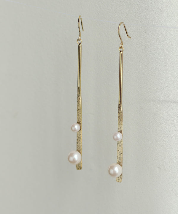 mimi33】パールのロングプレートピアス[Sheerchic]｜SANPO ONLINE