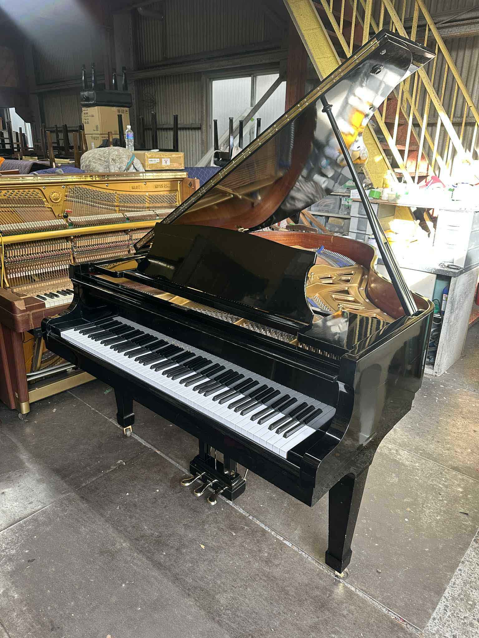 KAWAI KG-2C - 埼玉ピアノ