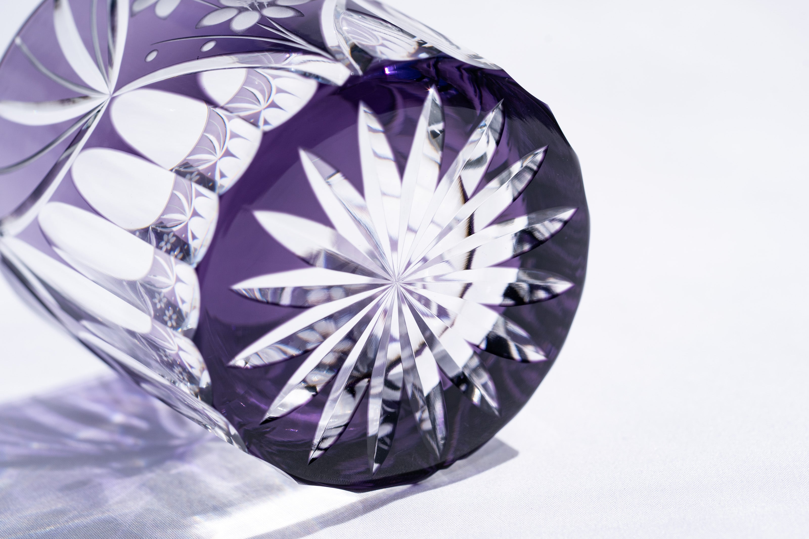 M-3067-V 花籠文様 ミニオールド ムラサキ – 硝子工房 彩鳳