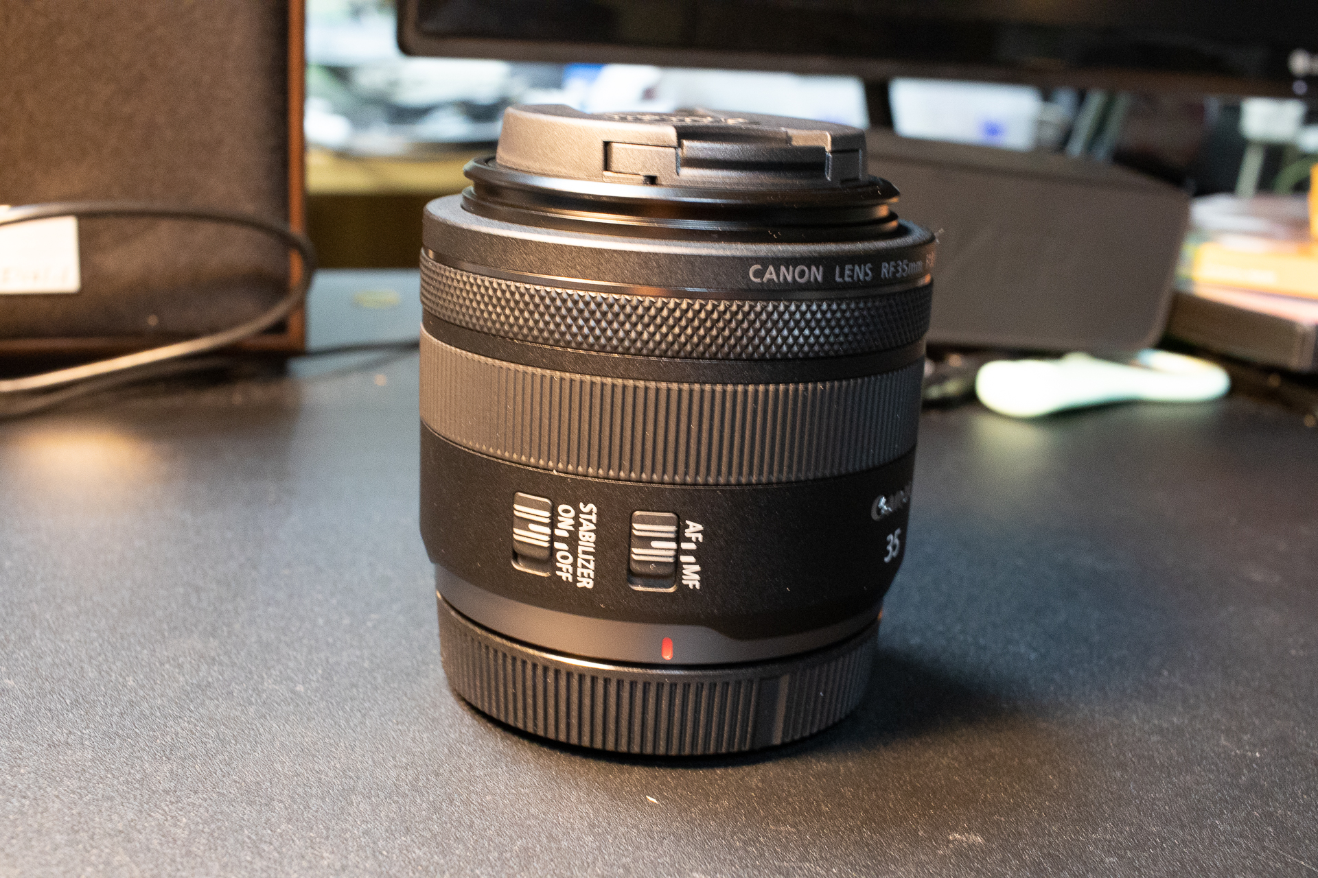 レンズを買いました。 CANON RF35mm F1.8 MACRO IS STM – さくらの