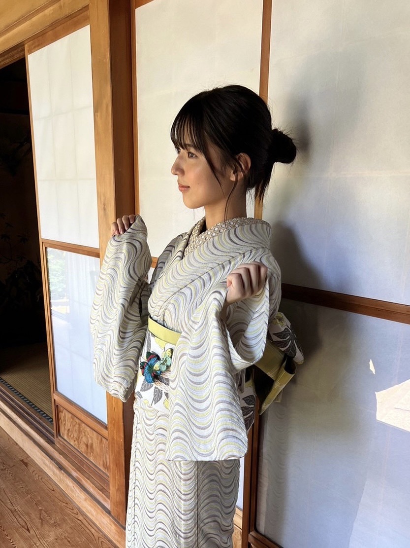 櫻坂46 生写真 中嶋優月 直筆 浴衣 座り ※なかしま 櫻坂46