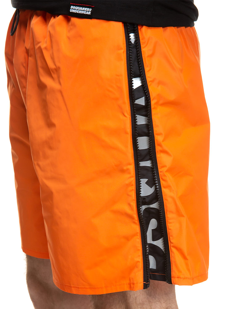 DSQUARED2 競パン サイズ50 ファイヤープリント ビキニ水着 PUMP