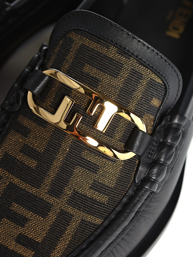 FENDI (フェンディ) レザー FFジャガード オーロック ドライビング