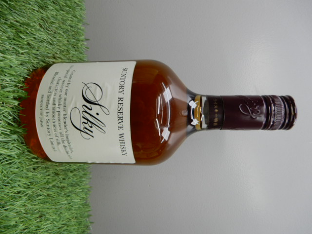 酒の細井 / 特級 サントリー リザーブ シルキー43% 760ml