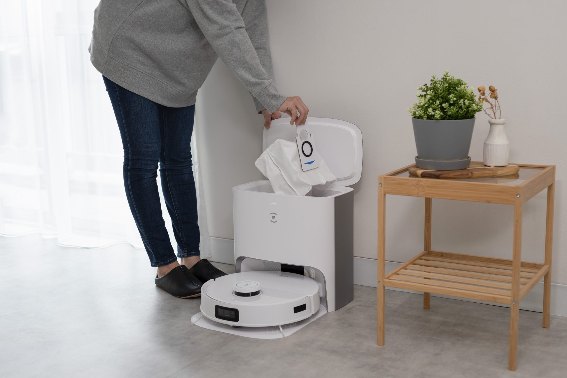 この夏発売！エコバックスの「DEEBOT T10 PLUS」をレビュー