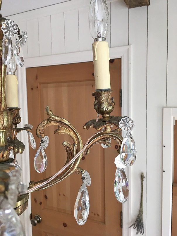 フランスガラスドロップシャンデリアはかわいいアンティークネット