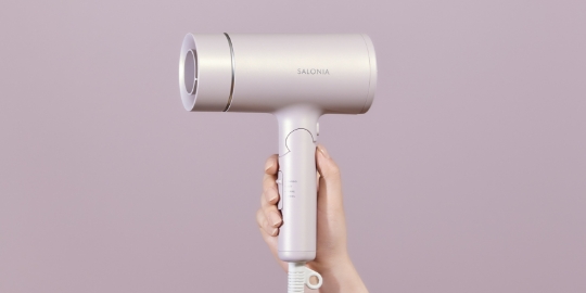 グロッシーケアドライヤー | SALONIA(サロニア)公式サイト