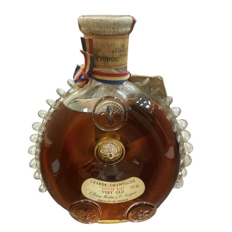 レミーマルタン ルイ13世 ベリーオールド バカラボトルの買取実績