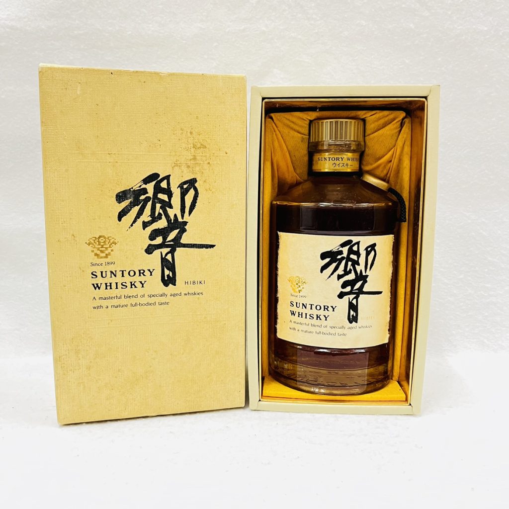SUNTORY サントリー 響 ノンエイジ ゴールドラベル 700ml 43% ラベル