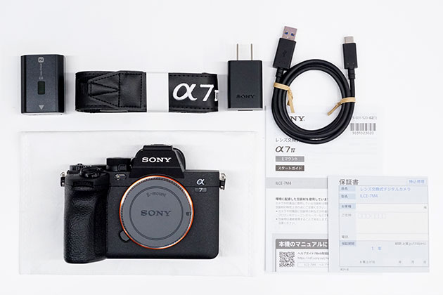 SONY α7IV ボディ ILCE-7M4 付属品完備 α7IV到着 気になる付属品は？