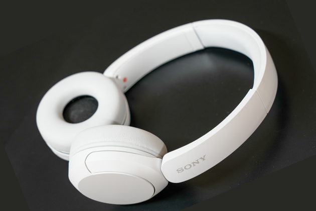 大人気！ソニーの「白いワイヤレスヘッドホン」を紹介！2023年冬の3選