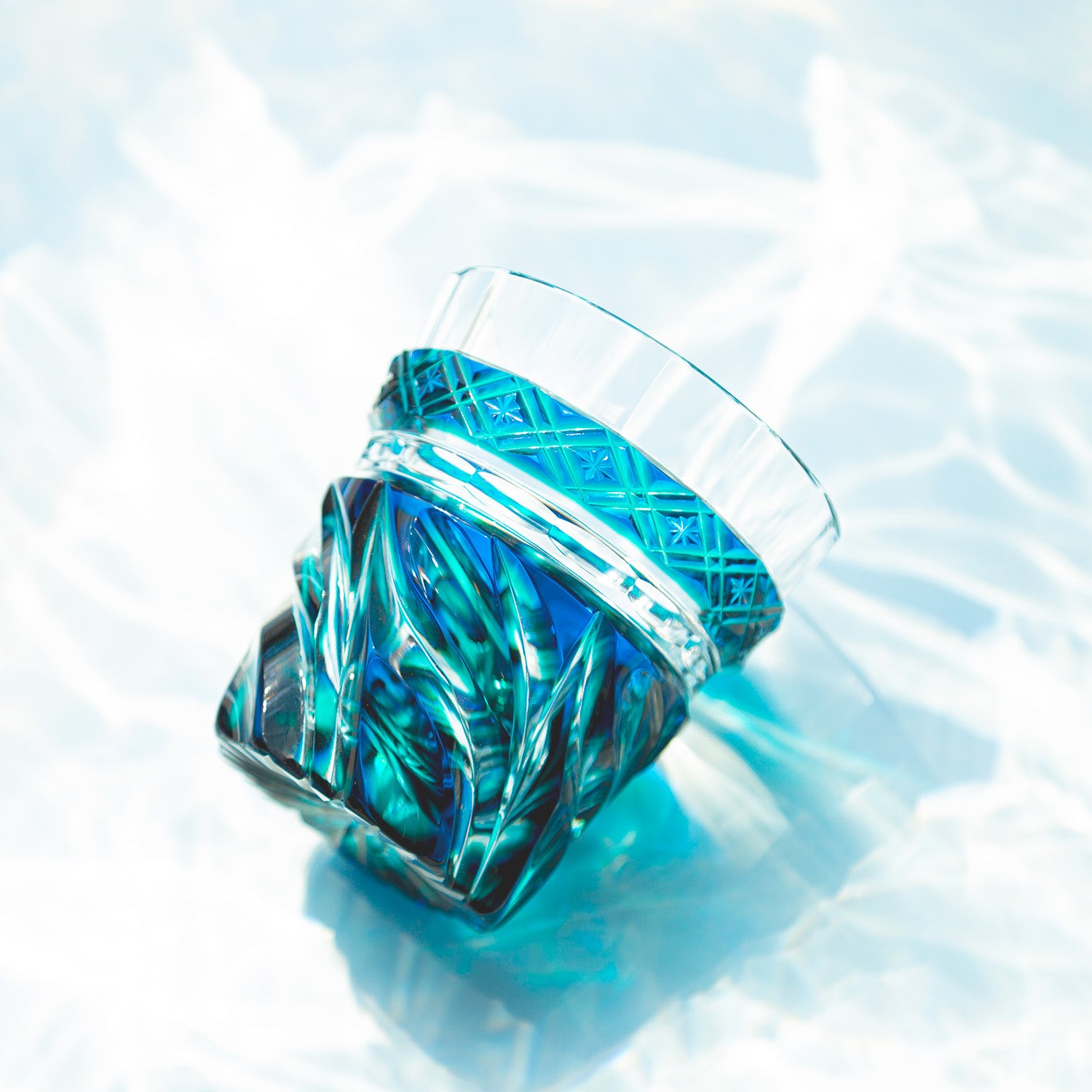 島津薩摩切子】 二色衣 二色タンブラー cut212 – ㈱島津興業 島津薩摩切子