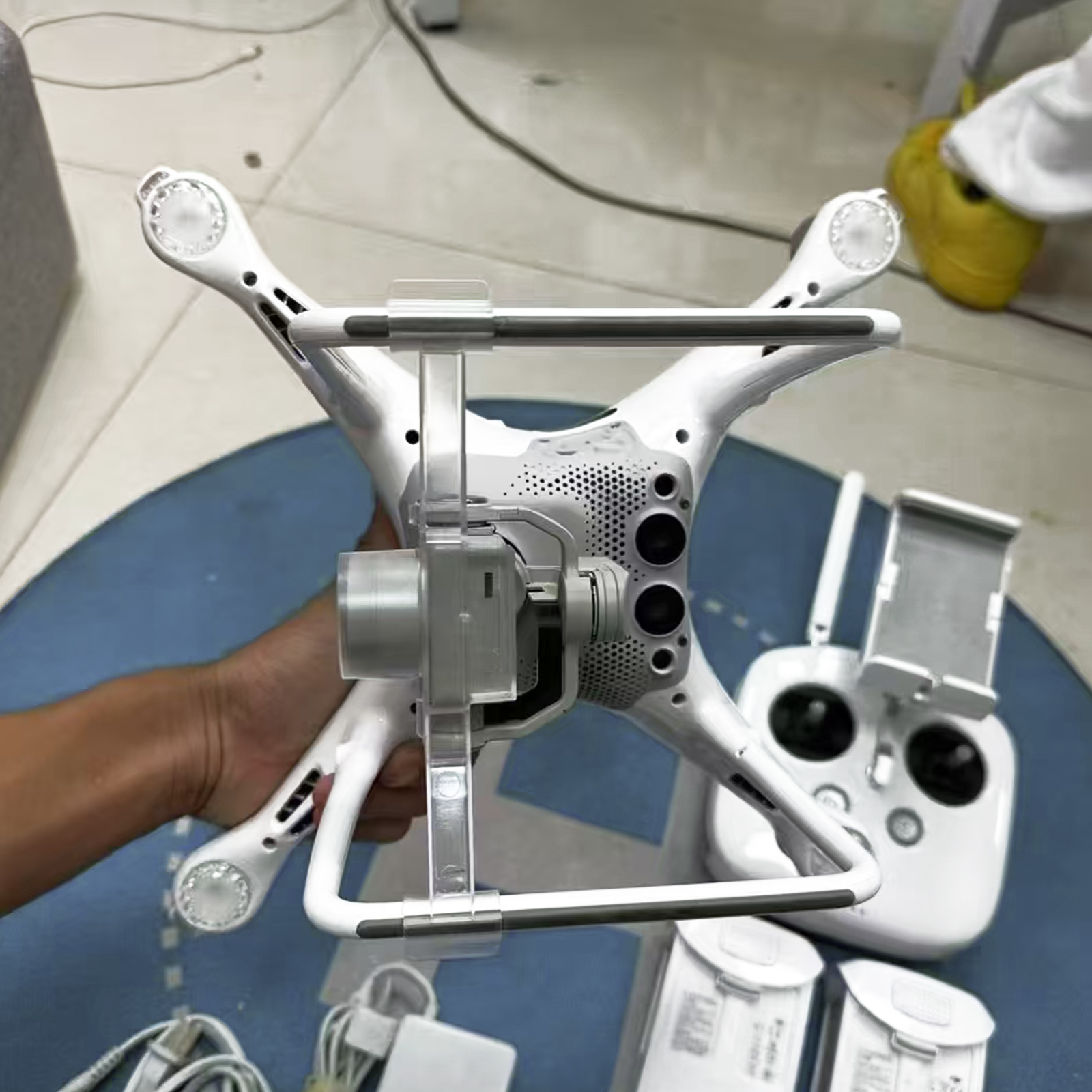 銀鮭「美品」DJI PHANTOM4 PRO V2.0 DJI Phantom 4 Pro V2.0 | APEXストア