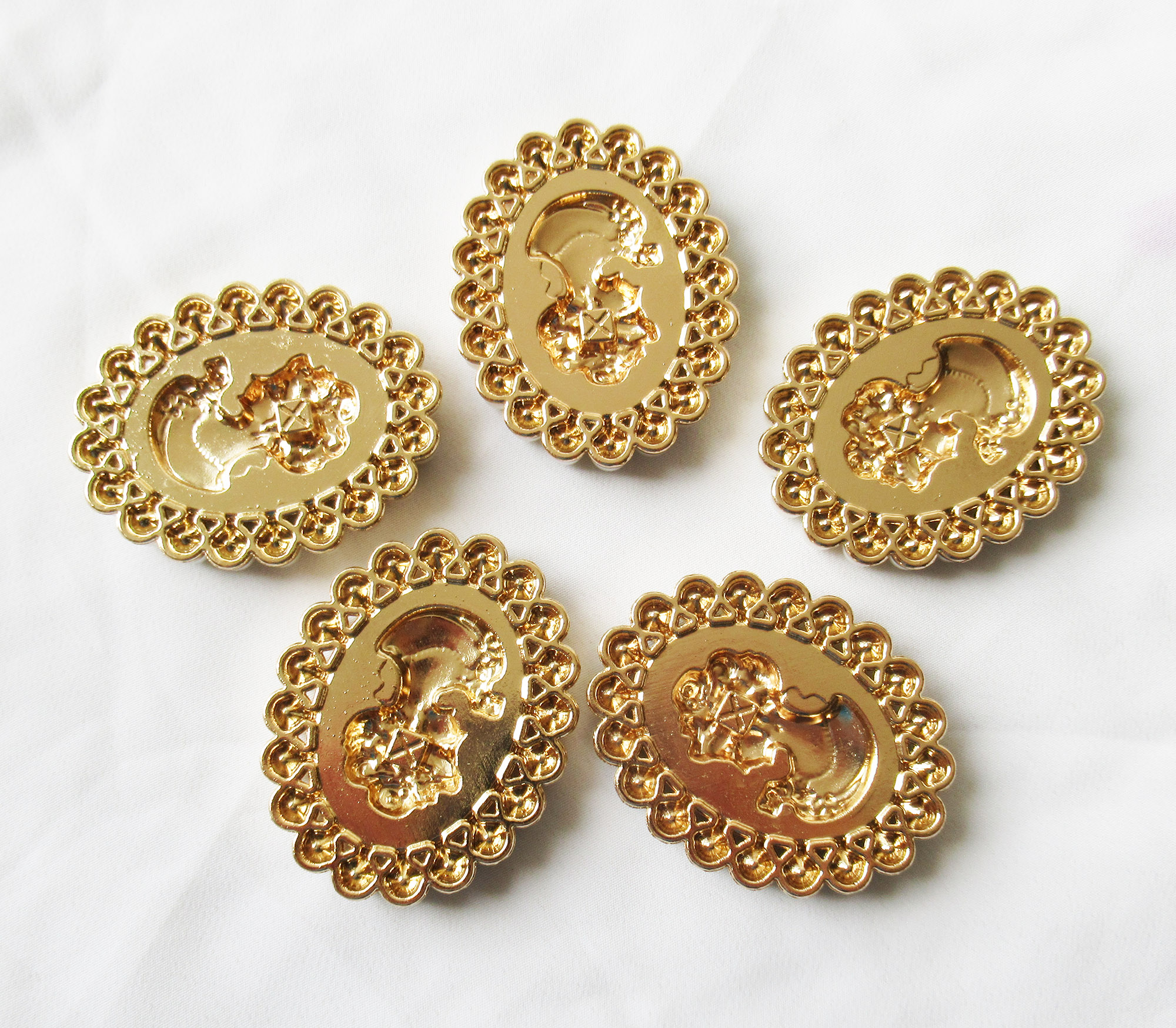 Victorian Lady Cameo 53x42mm Beauty Brooch - KC Gold Plated