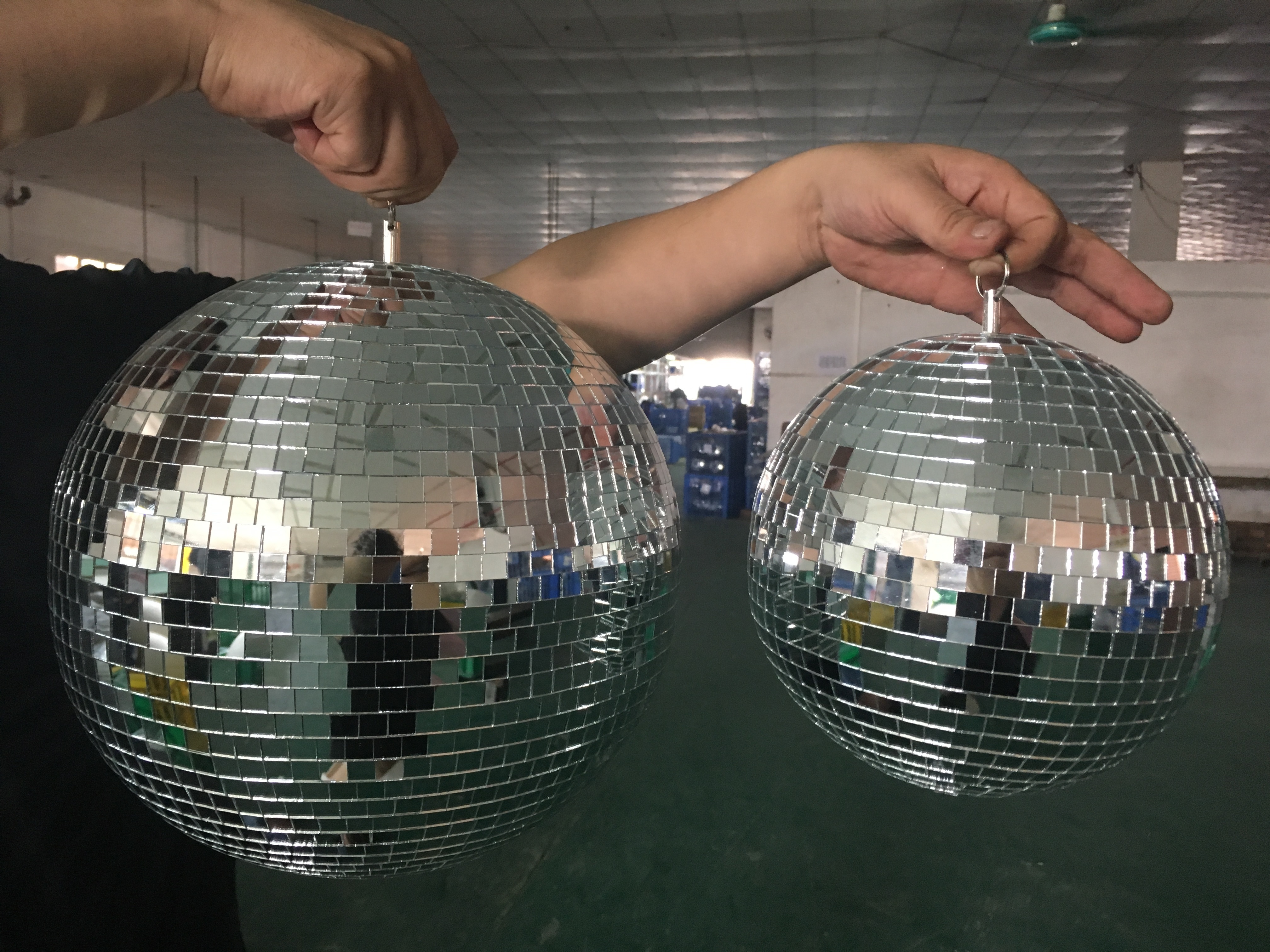 公式 ディスコボール ミラーボール直径約50cm シルバー ディスコボール