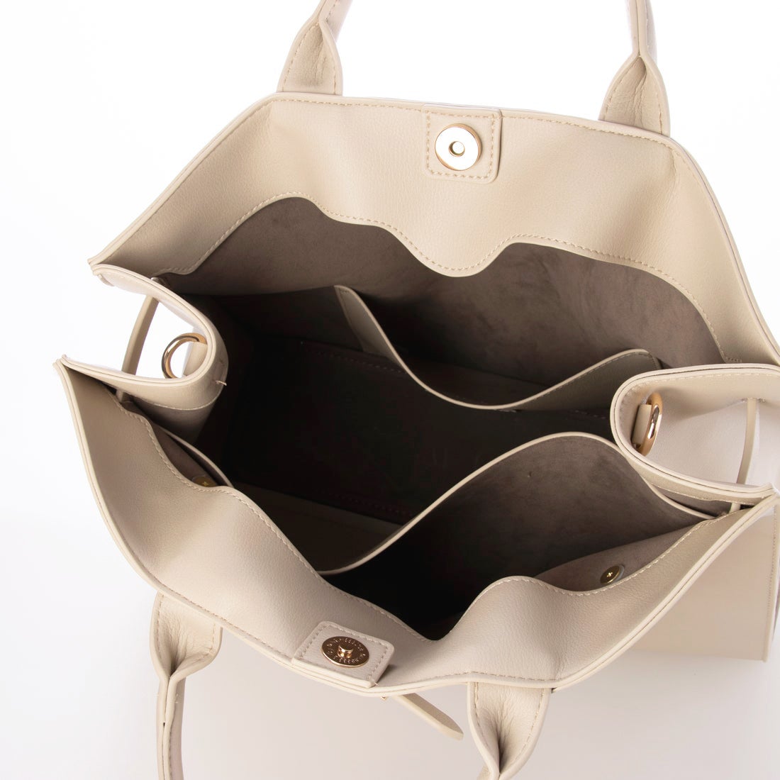 カシュカシュ cache cache 棒ヒネリベルト2wayA4トートバッグ （IV