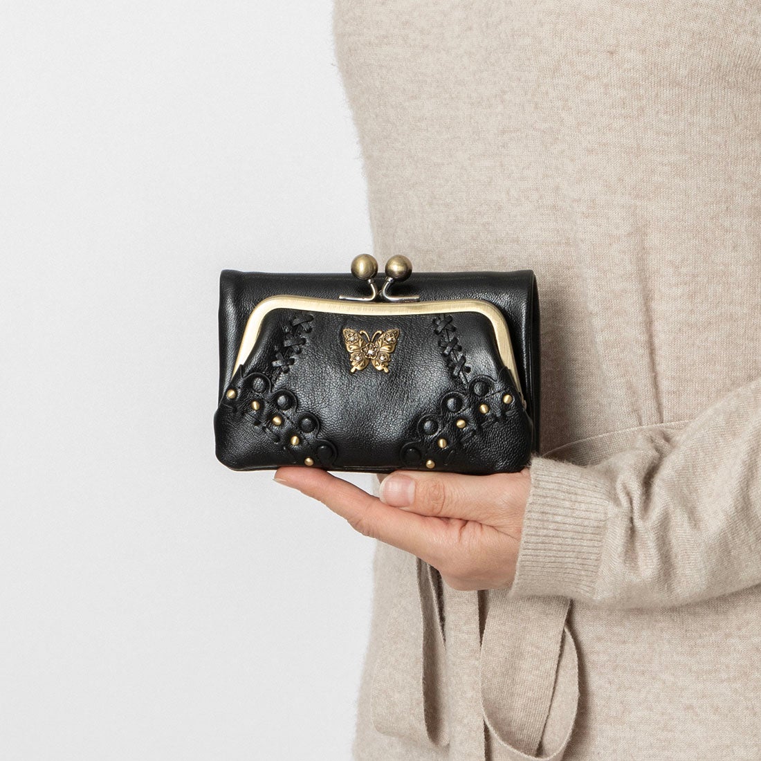 アナスイ ANNA SUI マチルダ 口金二つ折り財布 （クロ） -人気ブランド