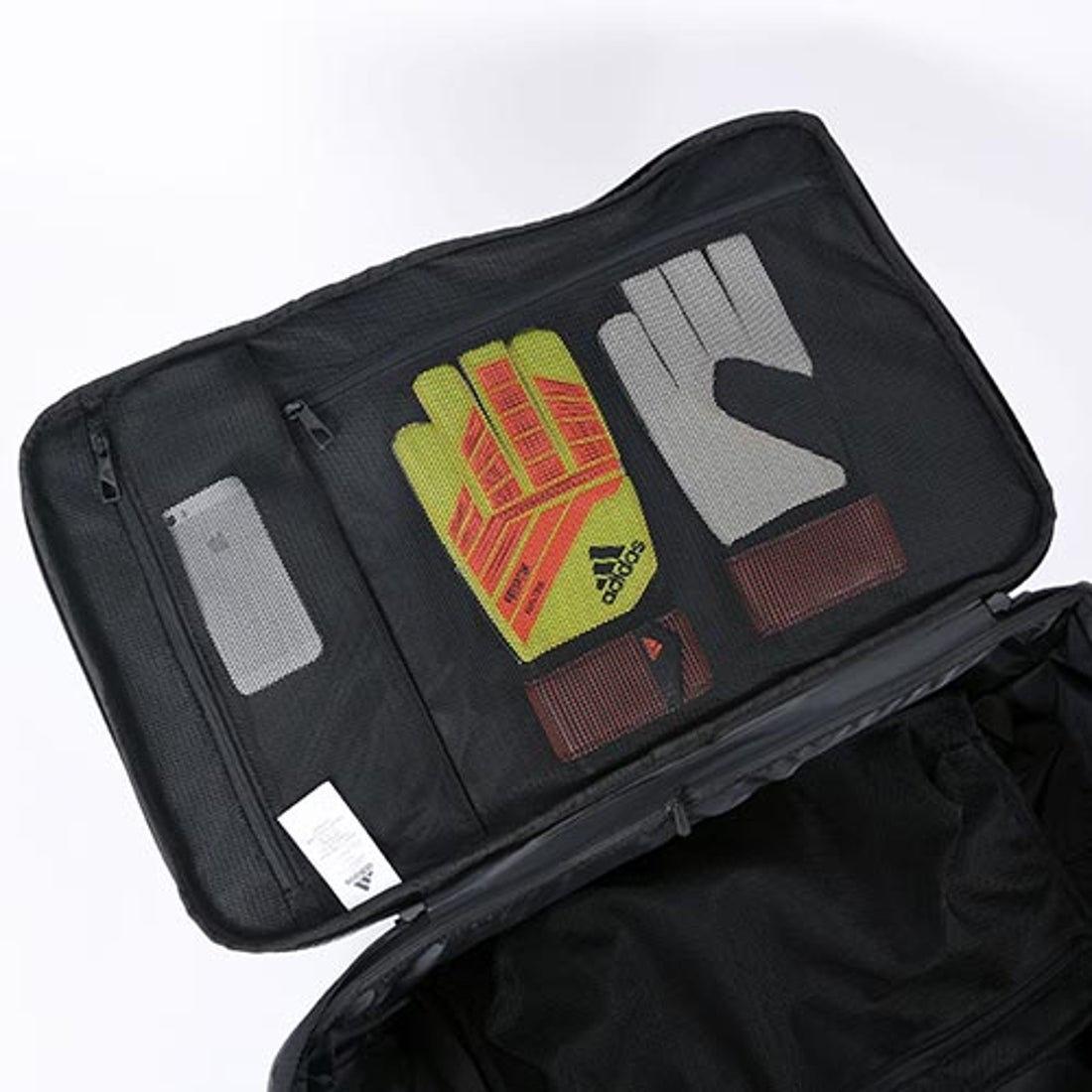 adidas アディダス Travelトローリー M(ブラック) EWD32 CY6056