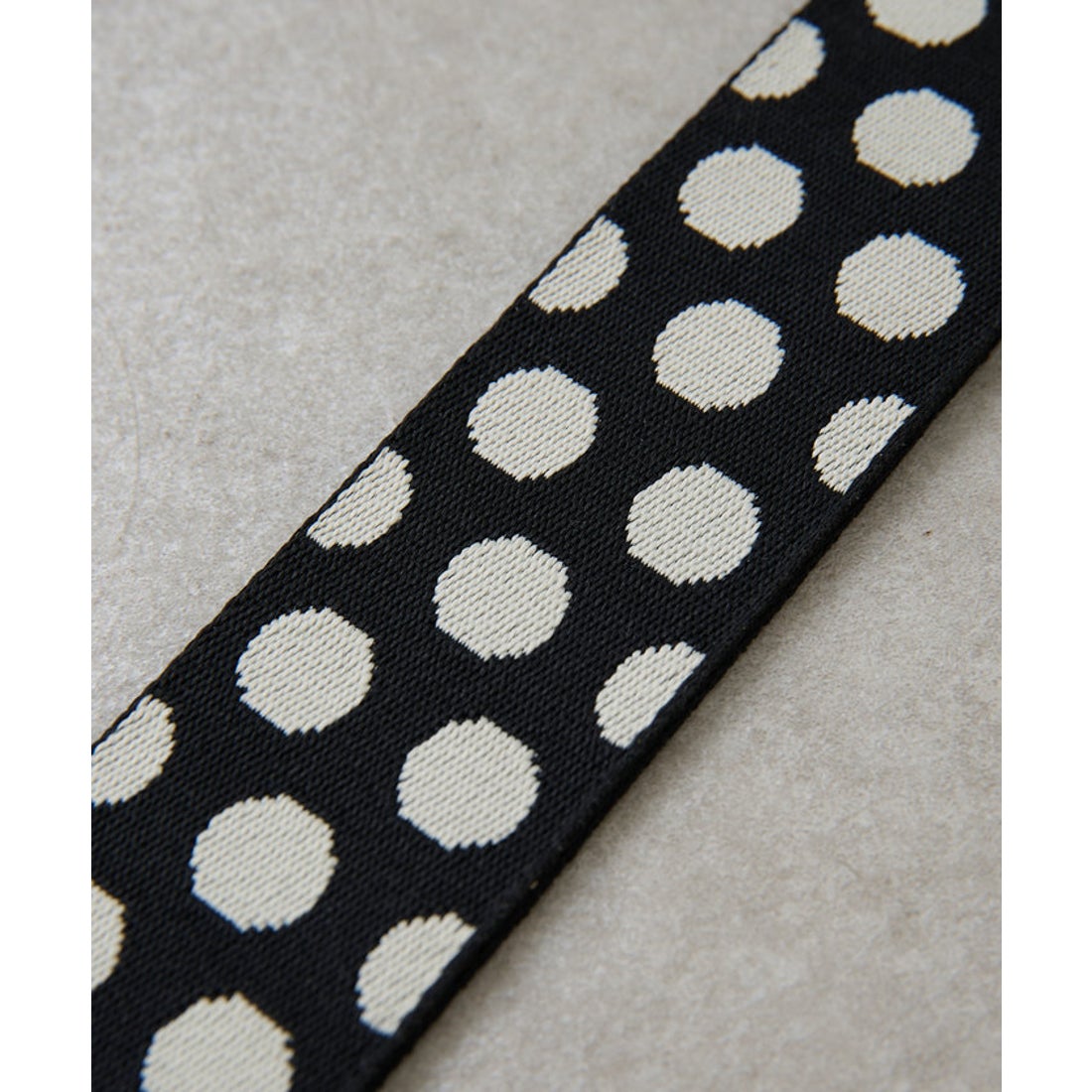 ビアズリー BEARDSLEY ショルダーベルト(ドット) （taupe） -靴