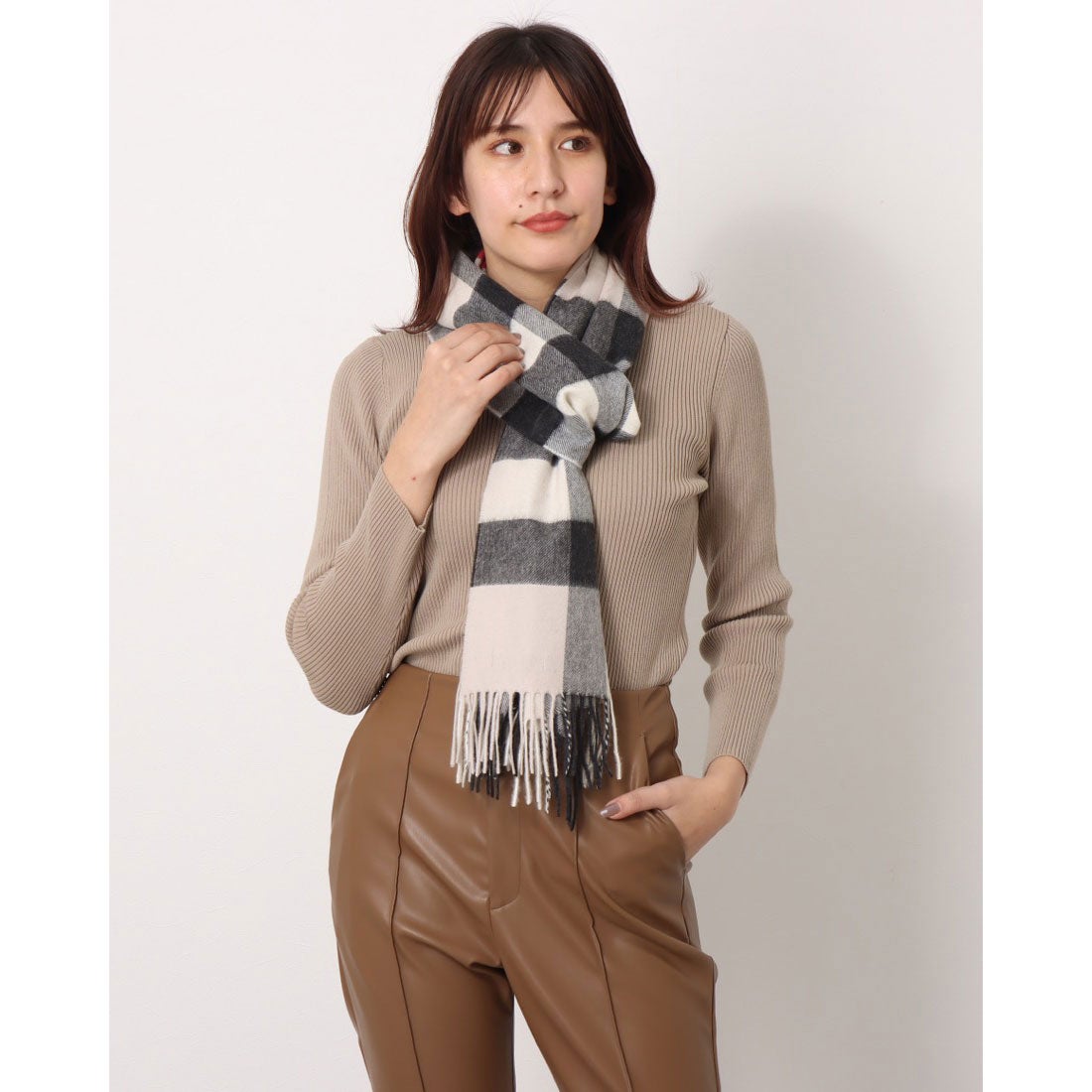 美品】バーバリー 現行 マフラー ノバチェック カシミヤ100% 白タグ