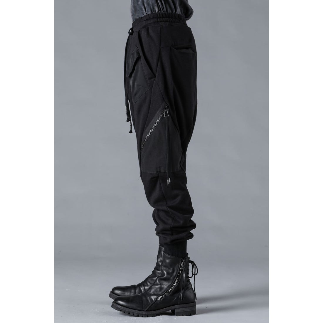 D.HYGEN Non-ply yarn-lined multi-pocket sarouel jogger pants