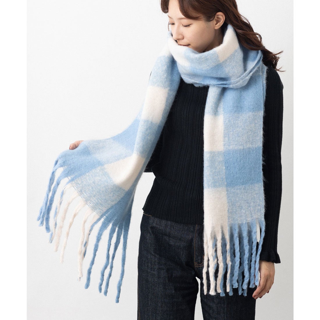 エモニーク emonique ボリューム フリンジ大判マフラー ブロック