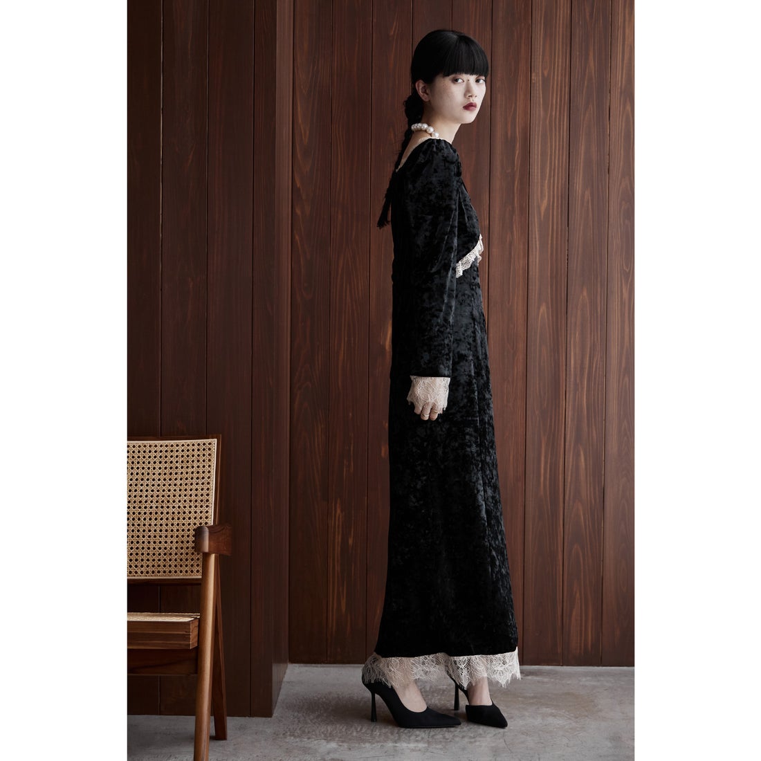 エトル etoll. クラッシュベロアランジェリー風ドレス （ブラック