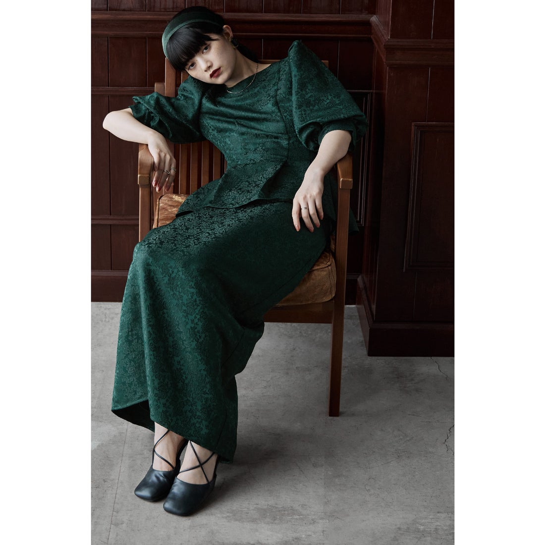 エトル etoll. フラワージャガードセットアップドレスペプラムブラウス