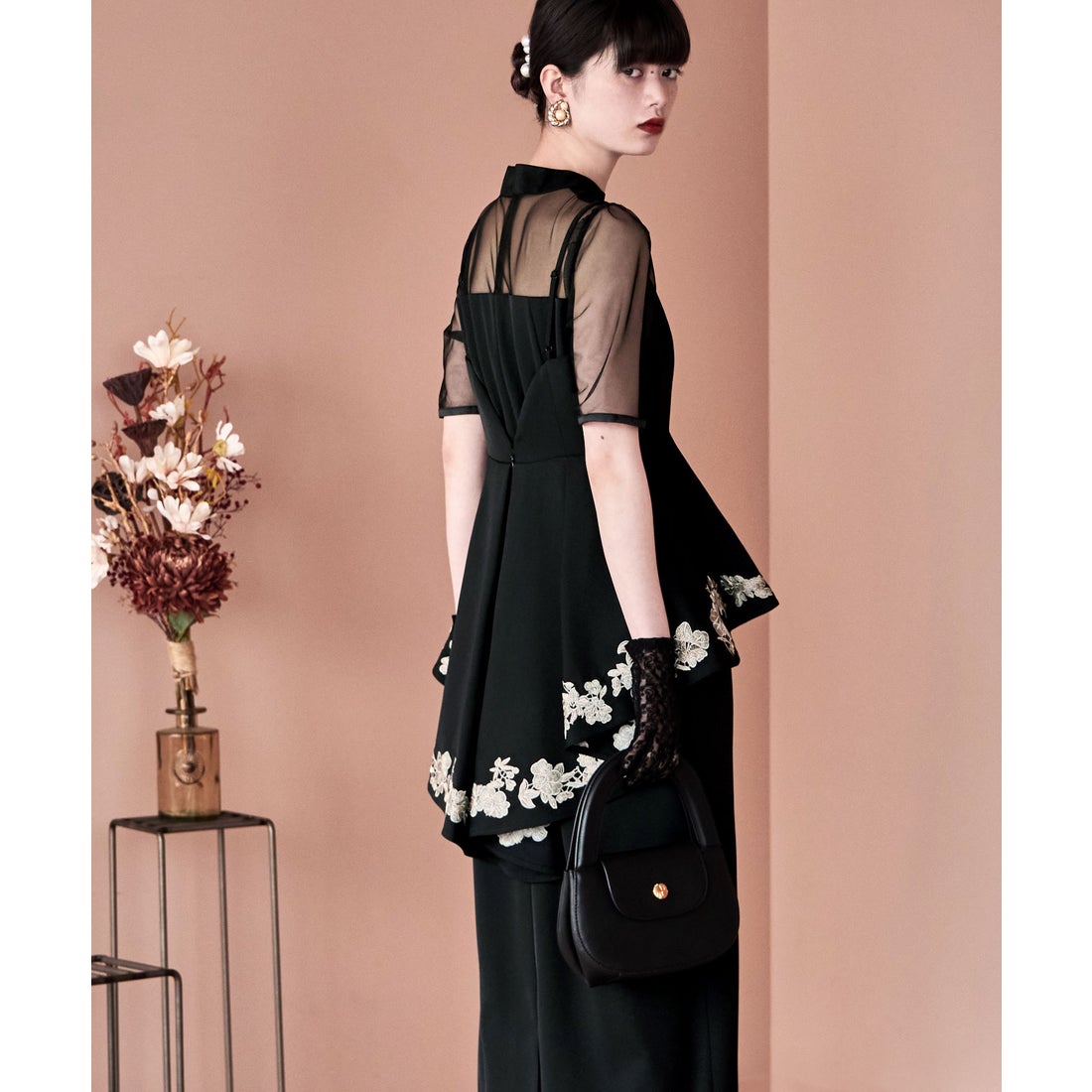エトル etoll. 刺繍ペプラムビスチェ＆Iラインドレスセットアップ