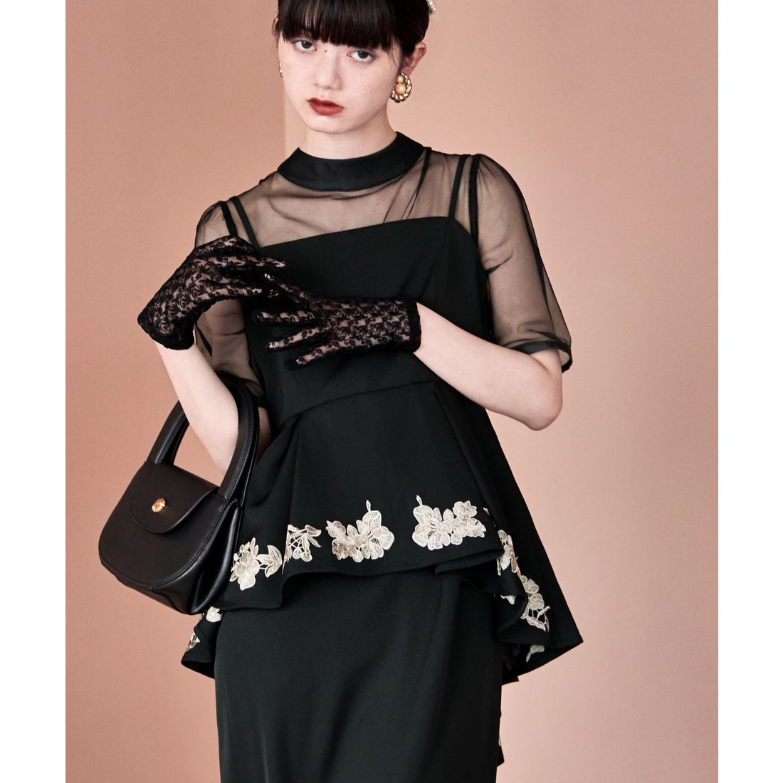 エトル etoll. 刺繍ペプラムビスチェ＆Iラインドレスセットアップ