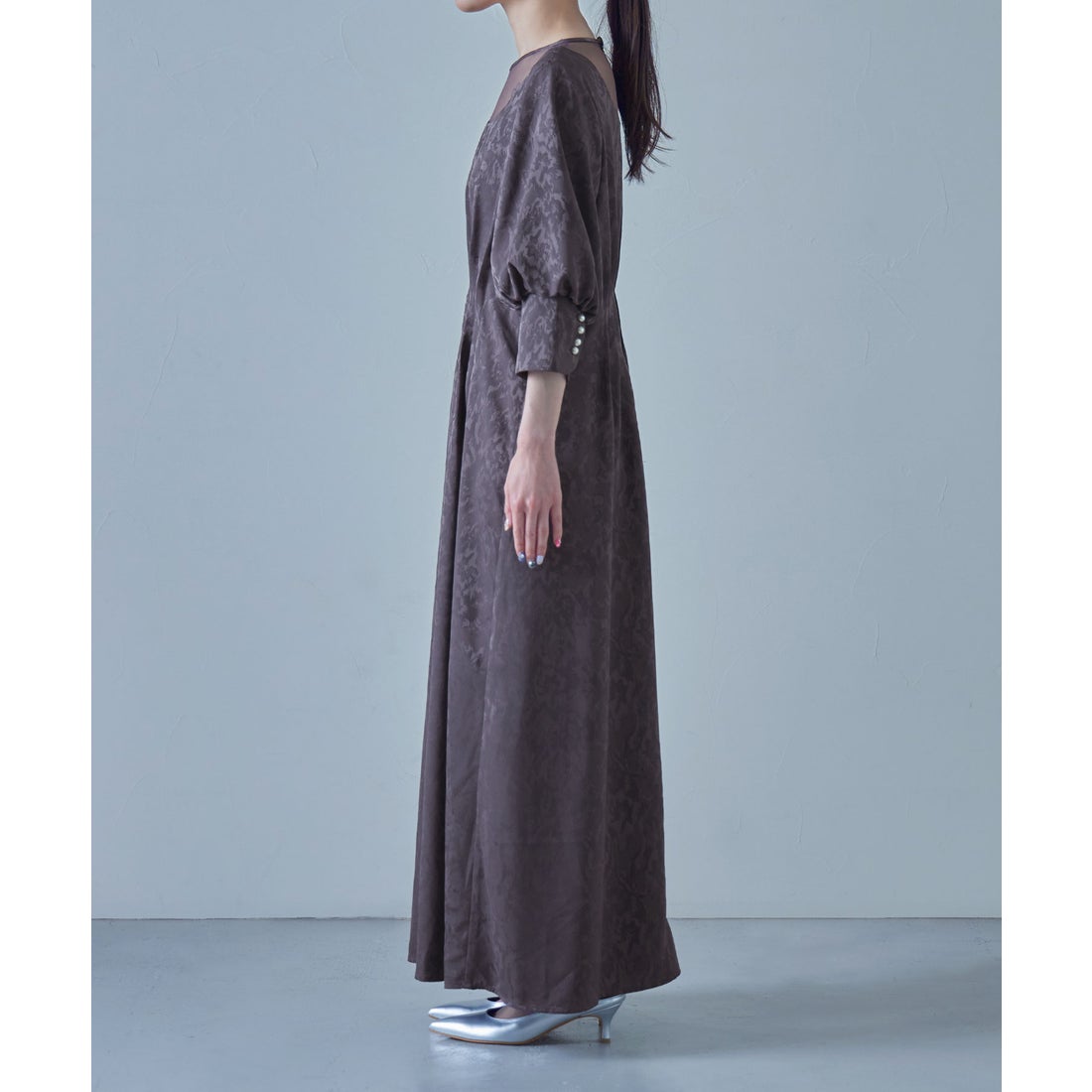 エトル etoll. ミアンダリングウエストタックフレアドレス （ベージュ