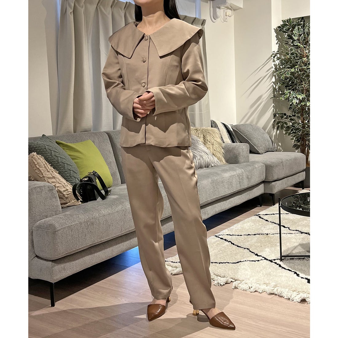 ジュエローブ Jewelobe ピューリタンカラージャケット×ストレート