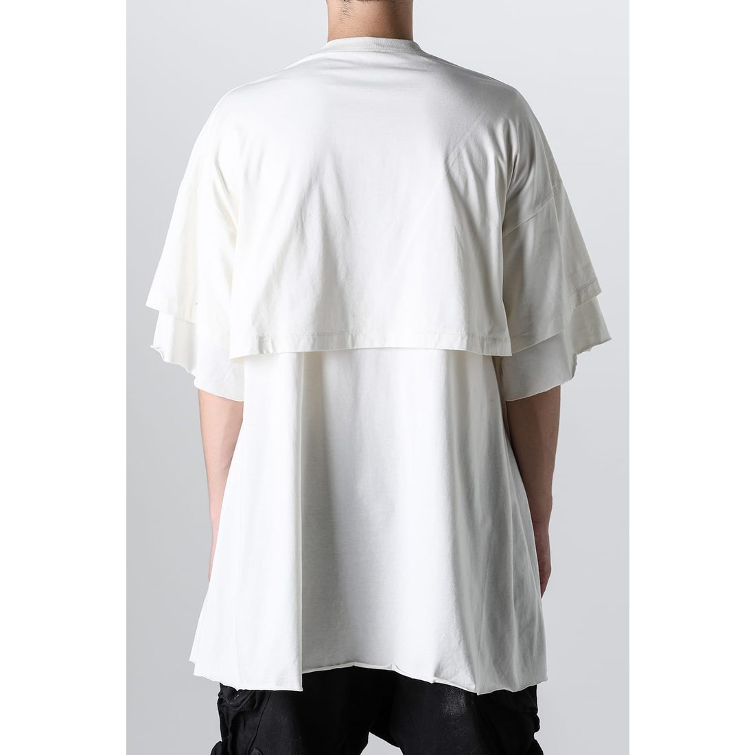 ユリウス JULIUS Cut & Sewn for male （Off White） -FASCINATE