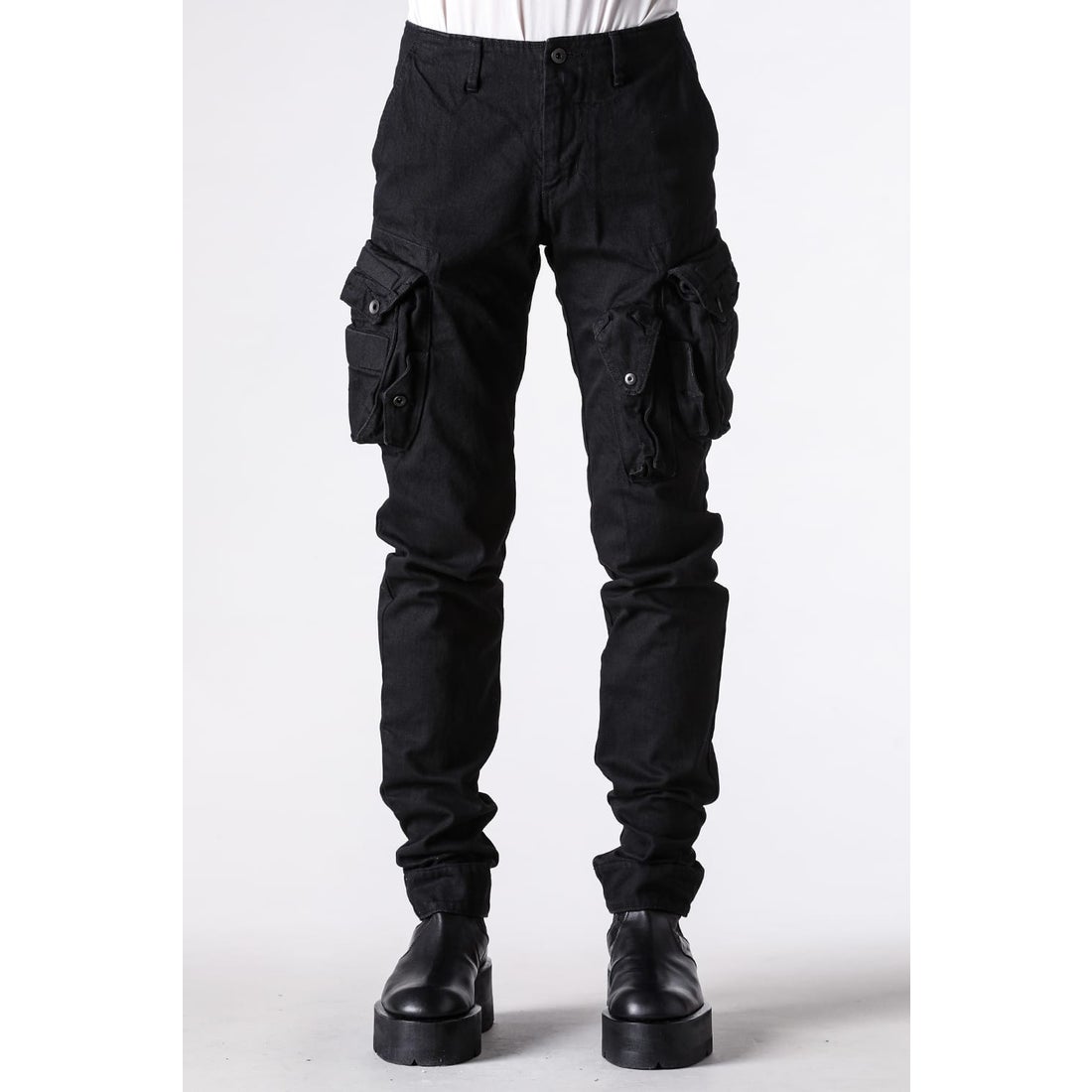 20-21FW JULIUS ユリウス サルエルデニムパンツ ブラック 1サイズ 2026