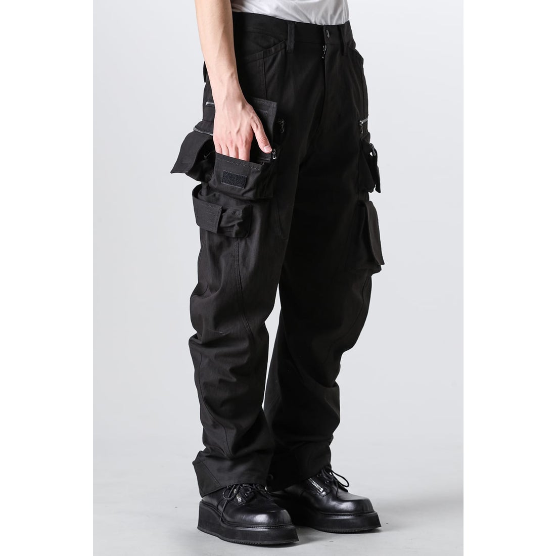 julius nilos サルエルパンツ