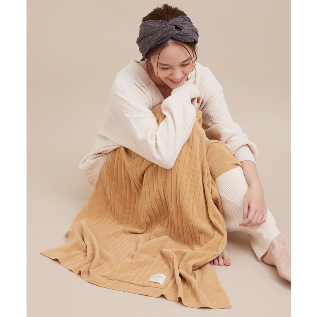 アダムエロペ カシミヤ100% 大判ストール マフラー ベージュ ひざ掛け