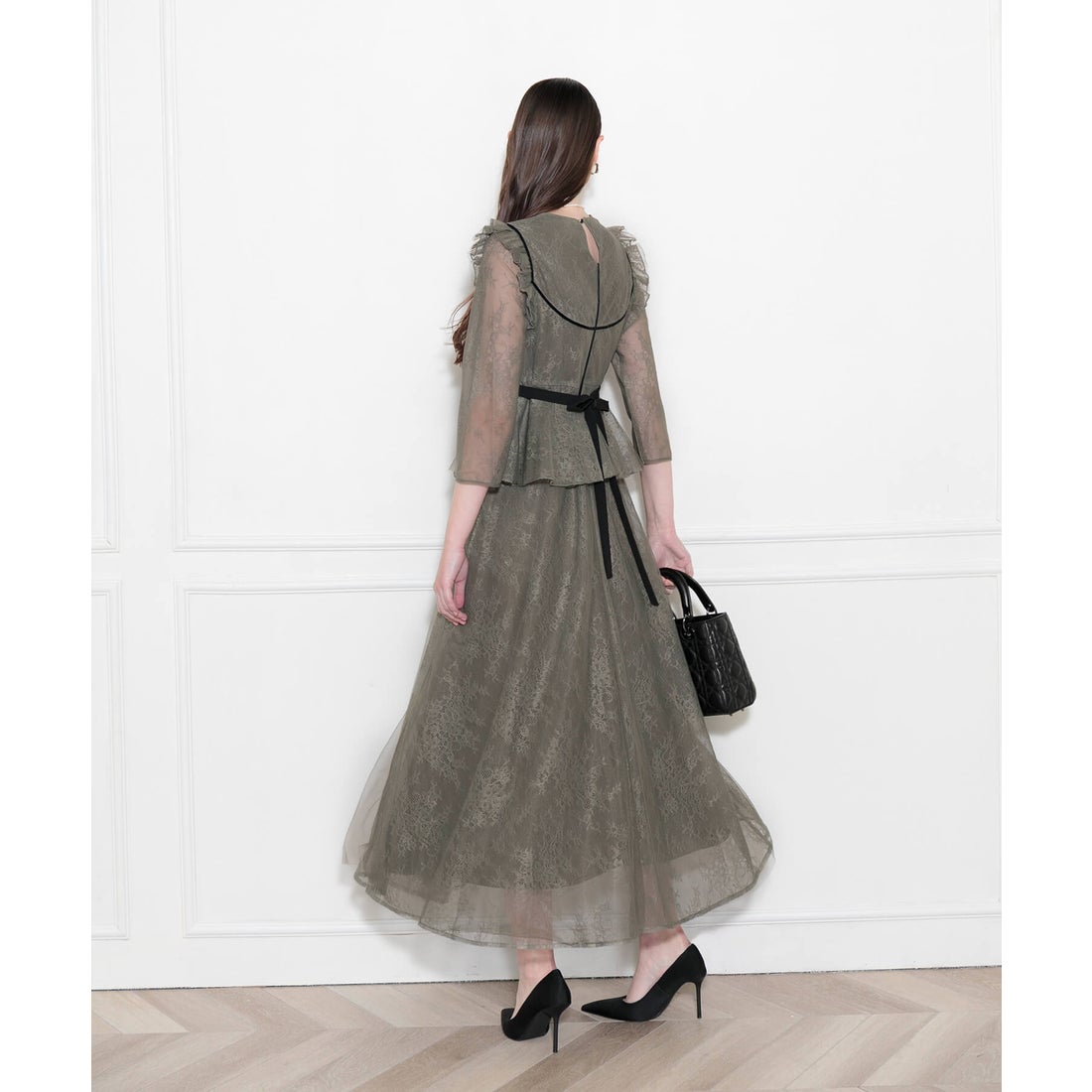 レジャ Leja 総レース花柄レイヤード配色フレア後ろリボン美脚効果