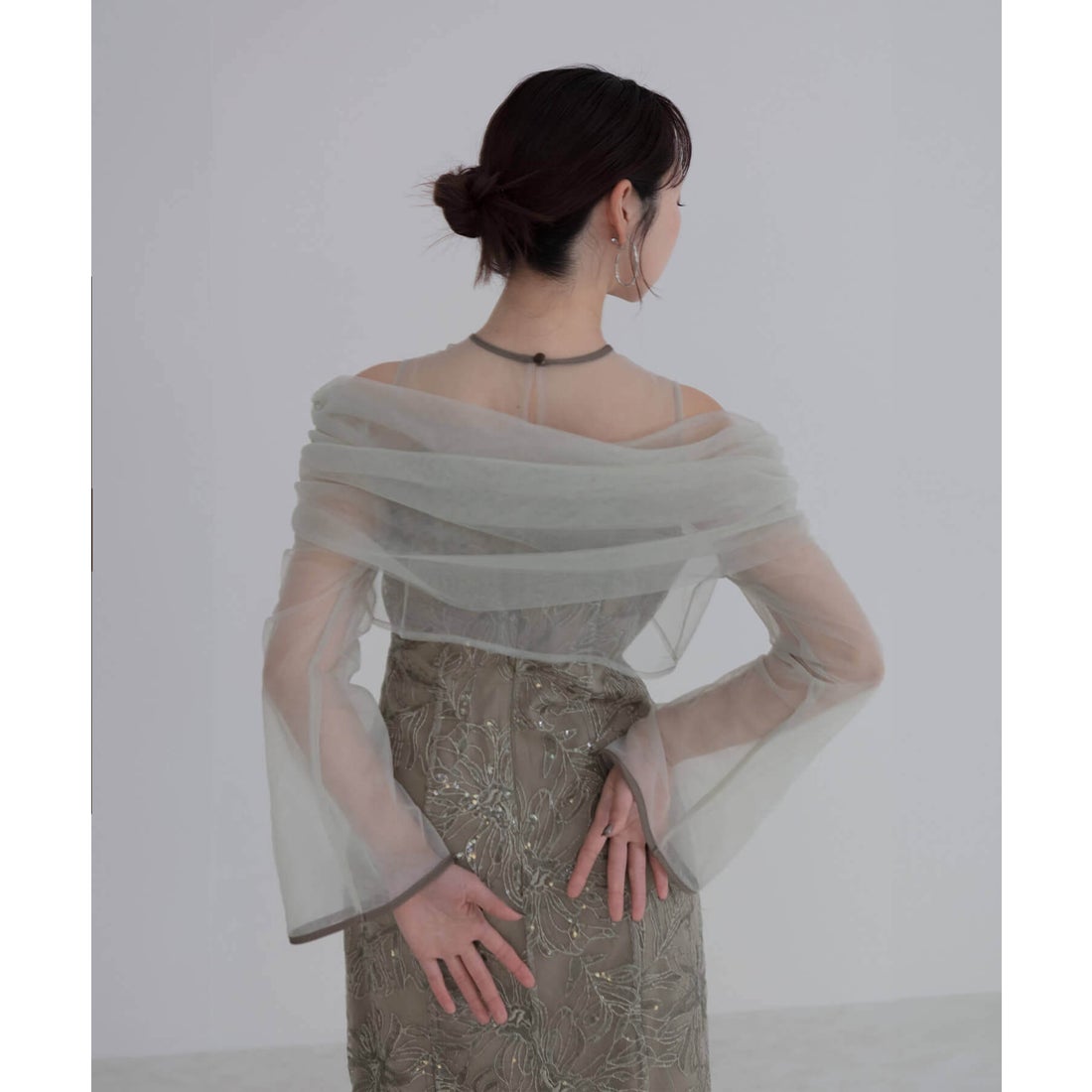 レジャ Leja チュールオフショルダー花柄Iラインドレスワンピース美脚