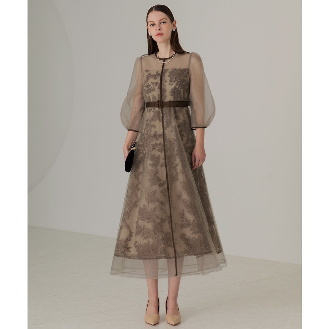 レジャ Leja チュールパイピングリーフベルトAラインドレスワンピース