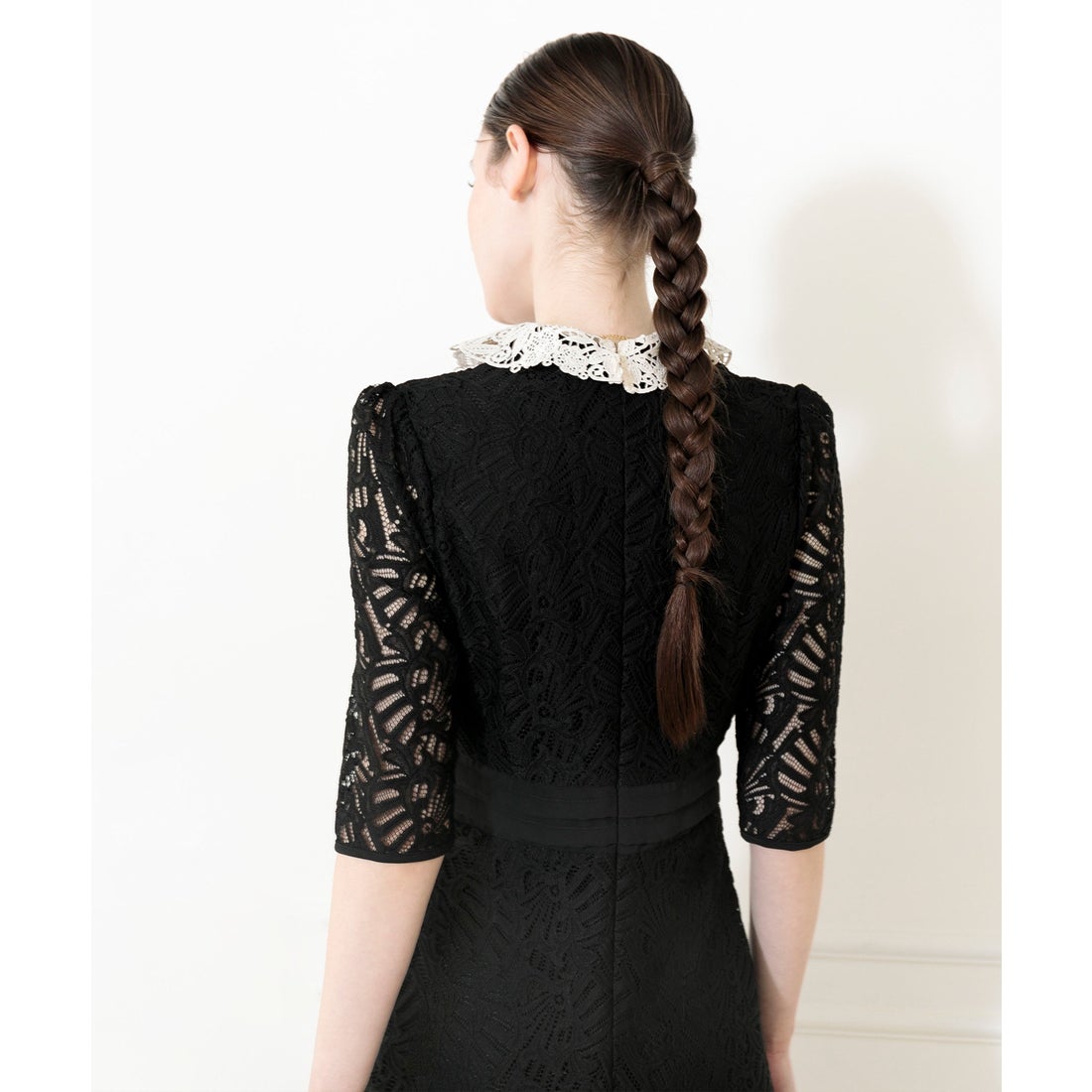 レジャ Leja レースビッグカラー花柄刺繍ウエストマークロングフレ