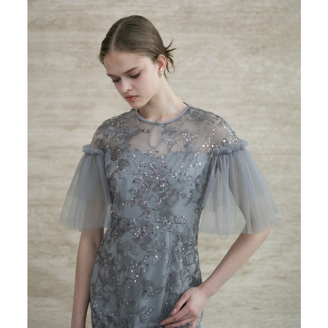 レジャ Leja フラワースパンコールチュールスリーブIラインドレス