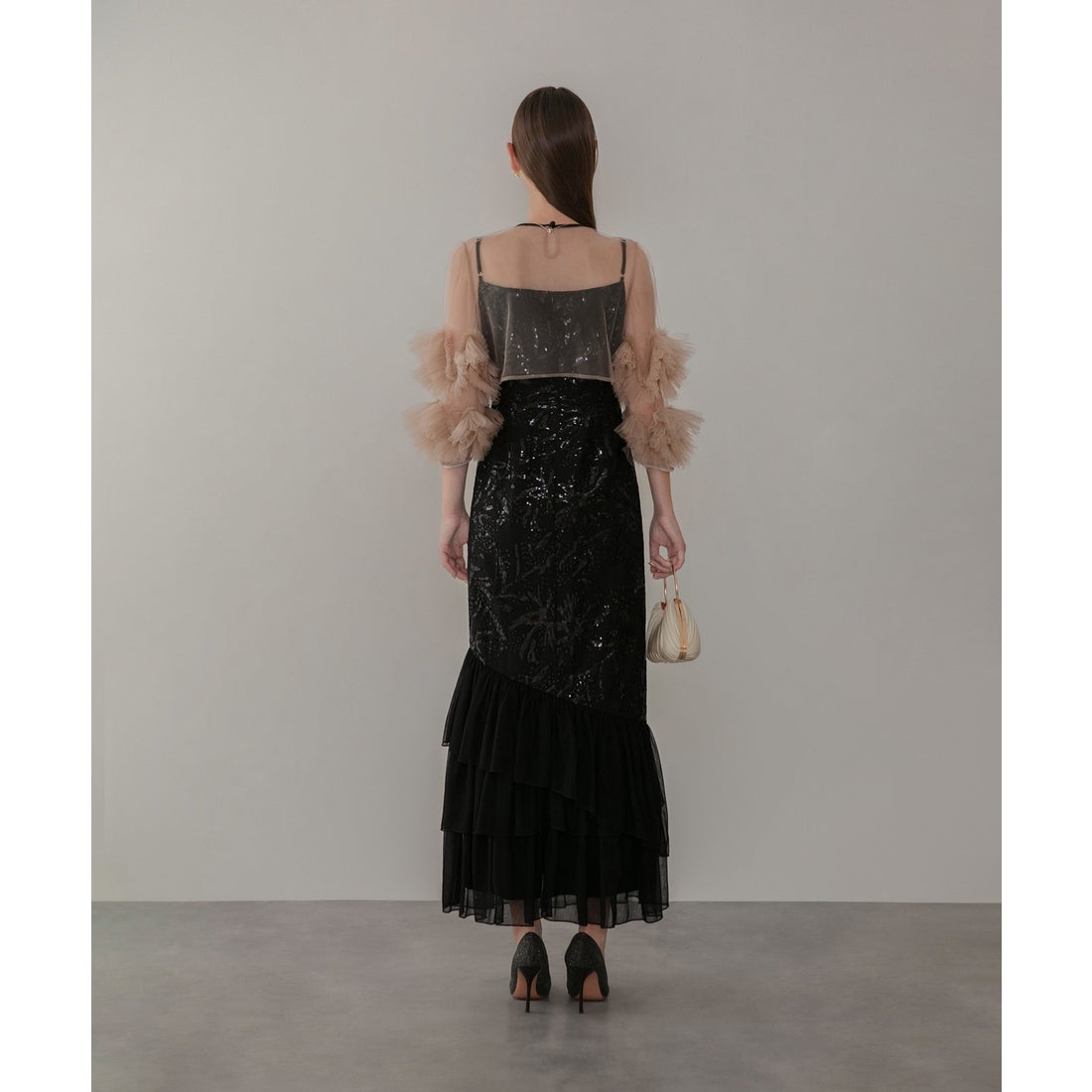 レジャ Leja フラワースパンコールチュールフリルスリーブIライン