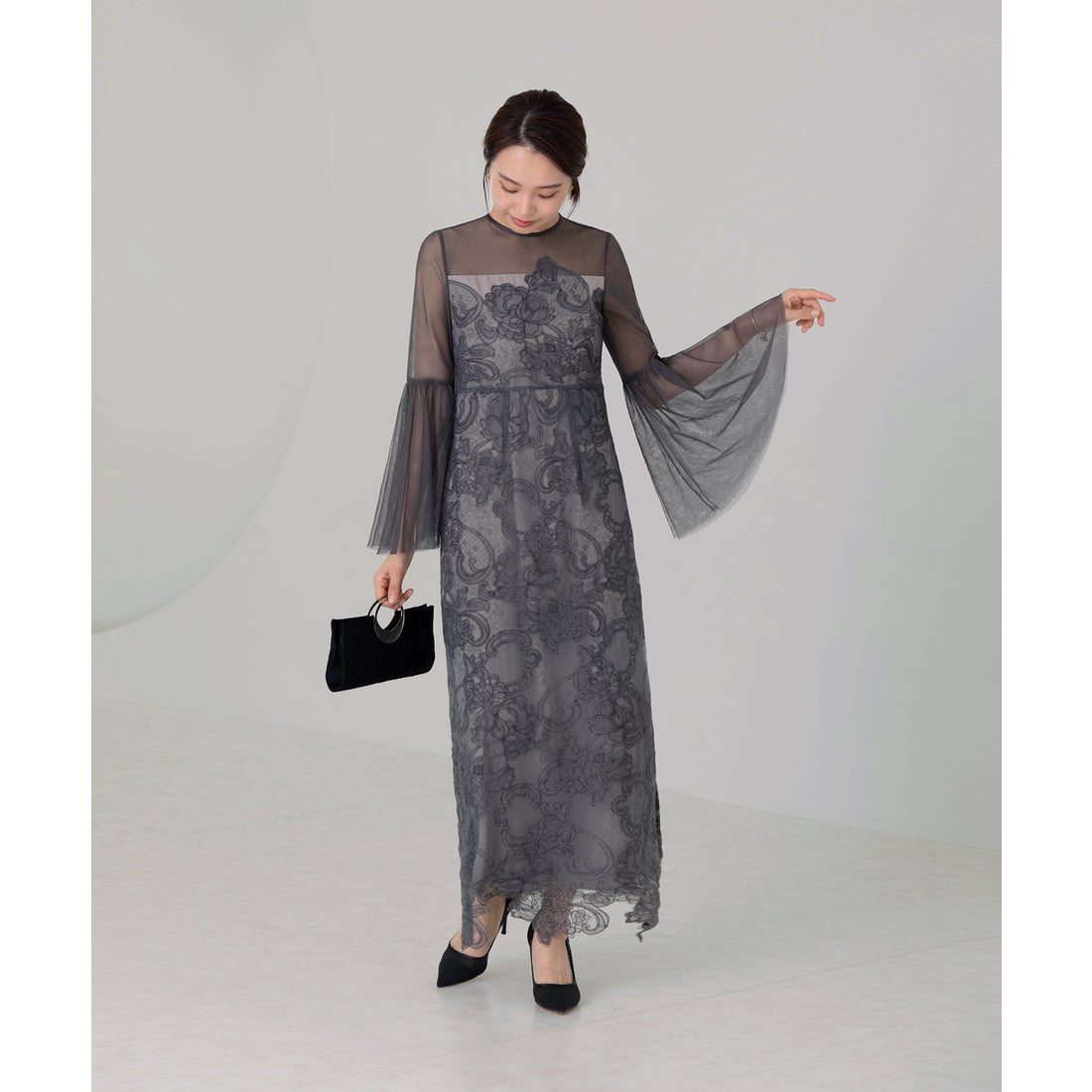 レジャ Leja 異素材シアー刺繍レース透け感プリーツスリーブIライン