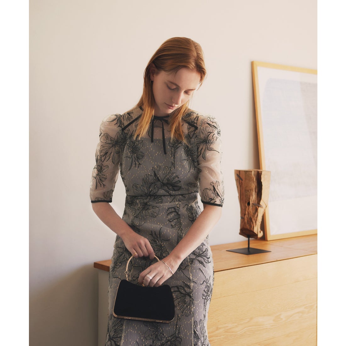 レジャ Leja 半袖花柄刺繍レースフロントバックリボンパフスリーブ