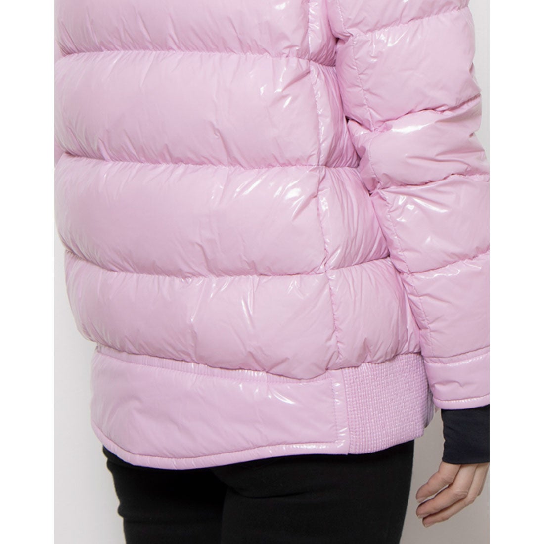 Moncler モンクレール モンクレ ピンクニット帽 ファー付き ピンク系