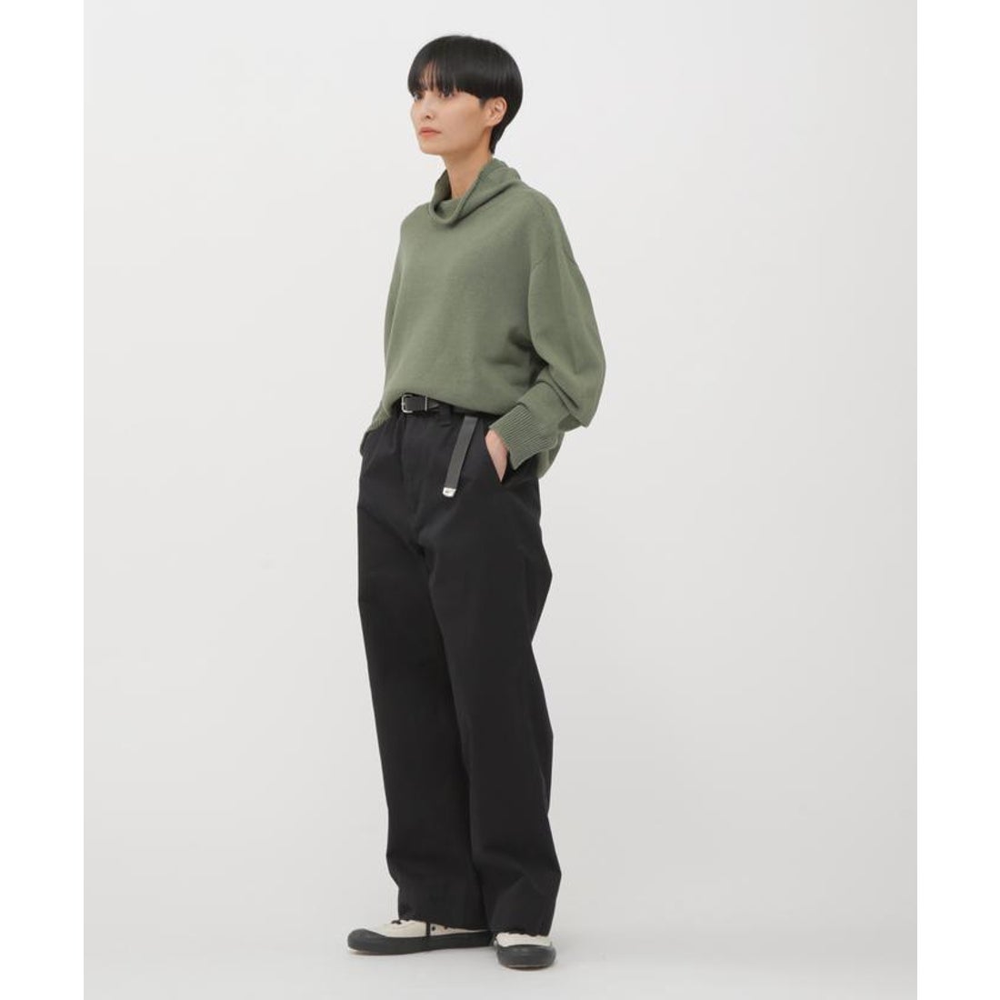 エムエイチエル MHL. WASHED CHINO COTTON （BLACK） - ファッション