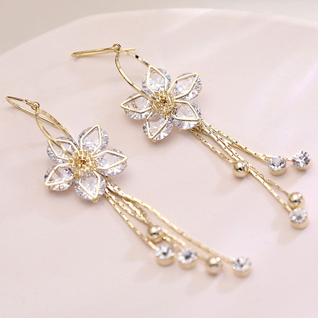 miniministore 韓国風 花モチーフ フックピアス 女性 - ファッション