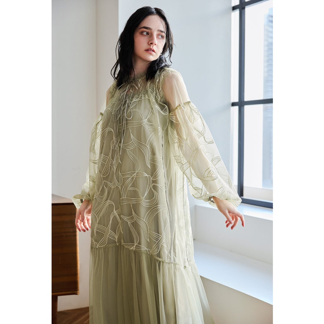 ニアナ niana リボンエンブロイダリーレイヤードドレス マタニティ