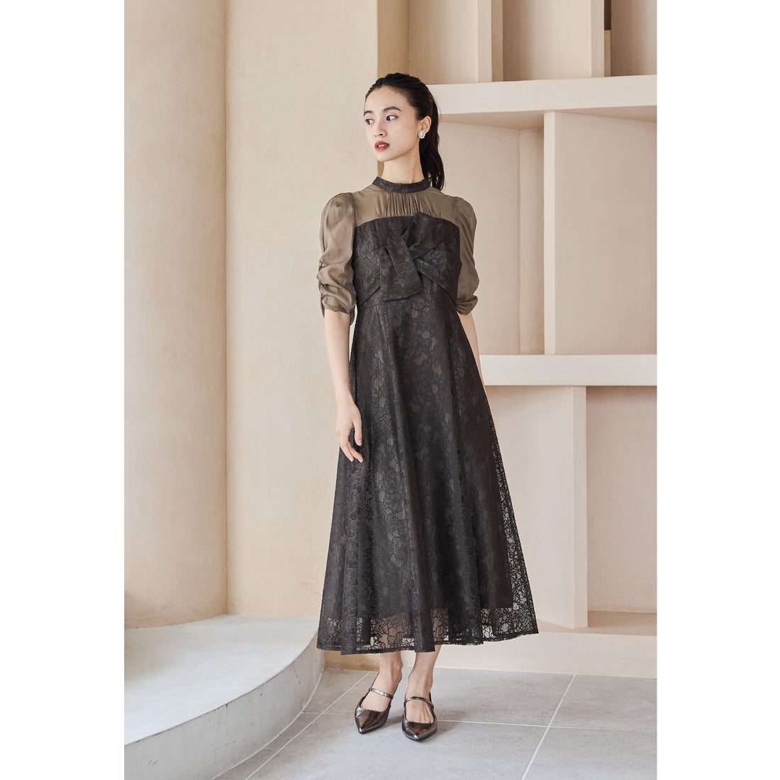 ニアナ niana フラワーレースノットデザインドレス パーティードレス