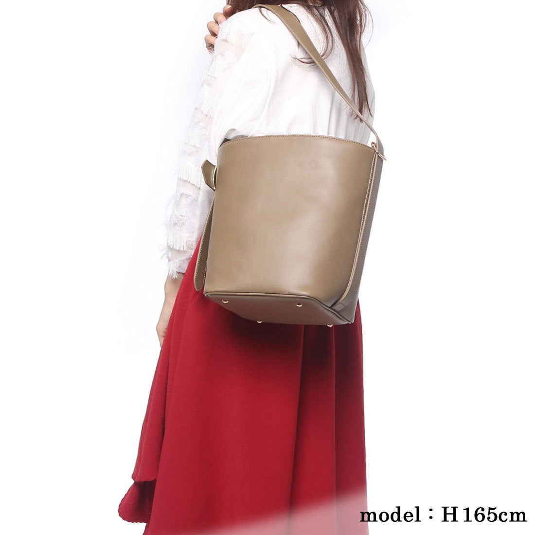 サマンサタバサ Samantha Thavasa バケツ型レザーショルダーバッグ